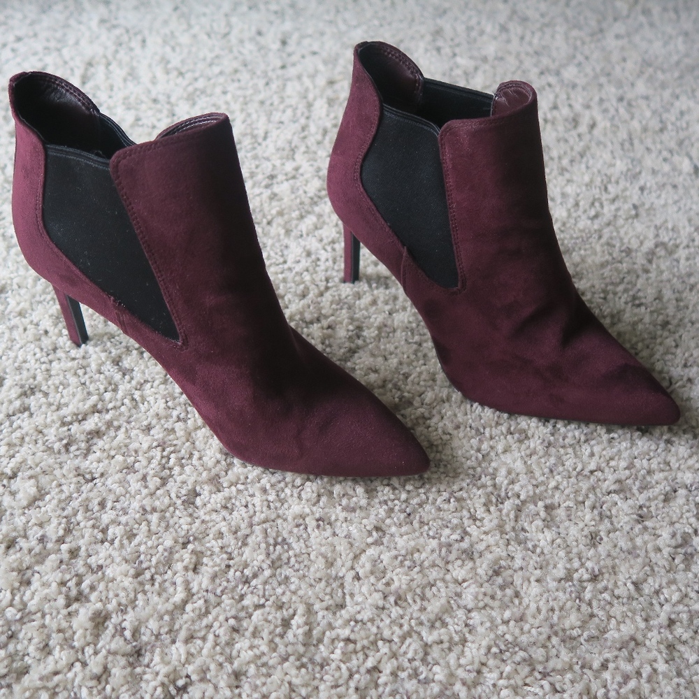 BCBG Getaway Plum Booties - Size 8 - Picture 3 of 6